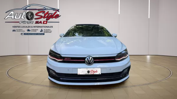 VOLKSWAGEN POLO 6 GTI 2.0 TSI 200 DSG – VÉHICULE SUISSE, RESSORTS H&R, TOIT PANORAMIQUE ET SON BEATS | 130'200 Km | CHF 10'500.-